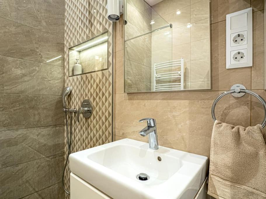 Westend Apartment Budapest Exterior photo